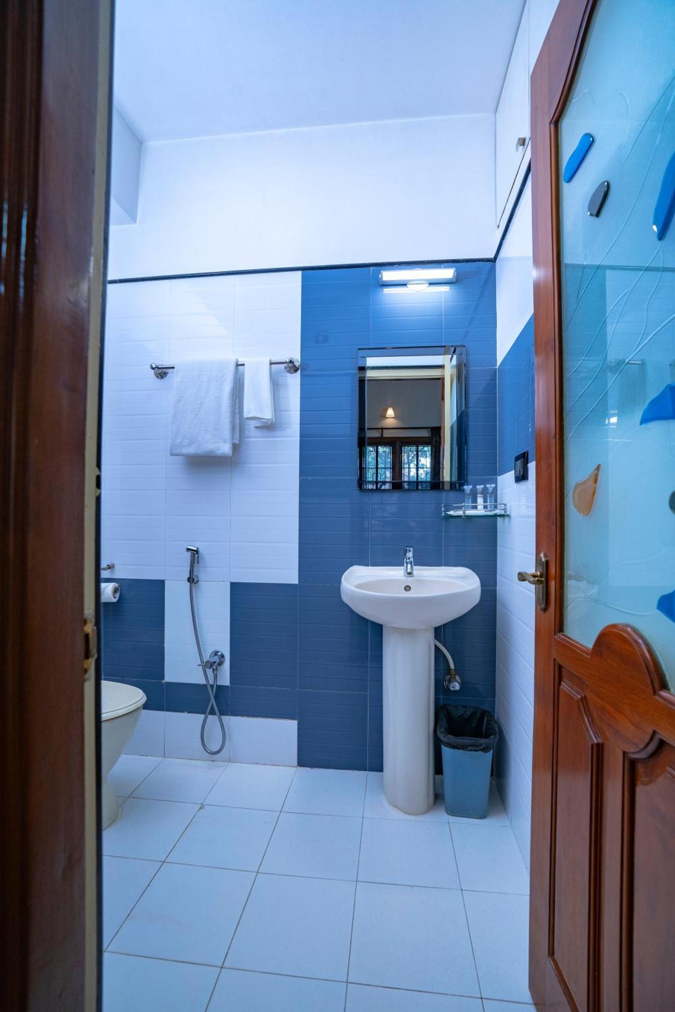 Ss Mystic Apartotel Bangalore Luaran gambar